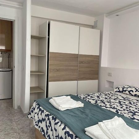 Giovina Living Av Suecia 150M From Beach Los Cristianos  Bagian luar foto