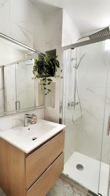 Giovina Living Av Suecia 150M From Beach Los Cristianos  Bagian luar foto
