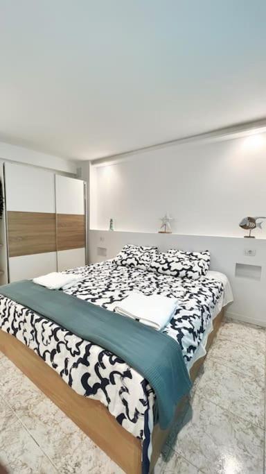 Giovina Living Av Suecia 150M From Beach Los Cristianos  Bagian luar foto