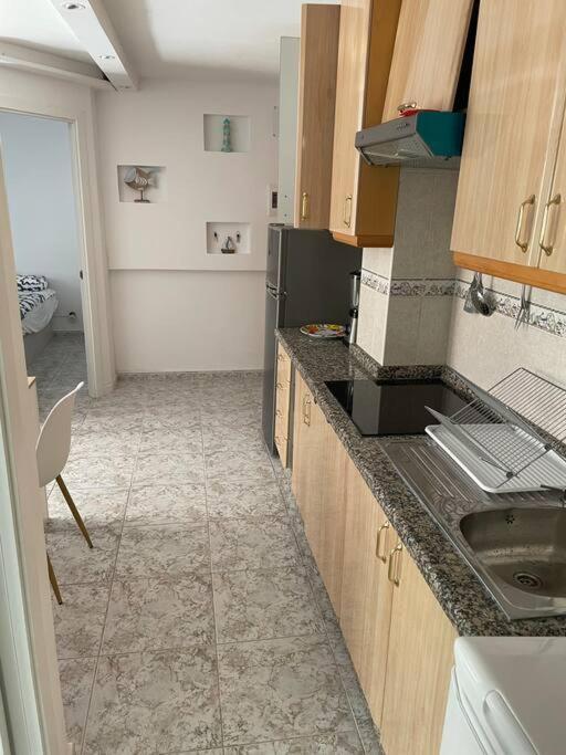 Giovina Living Av Suecia 150M From Beach Los Cristianos  Bagian luar foto