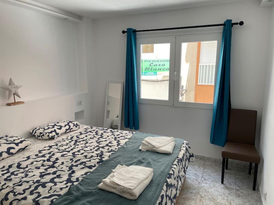 Giovina Living Av Suecia 150M From Beach Los Cristianos  Bagian luar foto